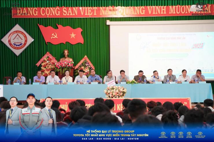 CHINH PHỤC CƠ HỘI NGHỀ NGHIỆP CÙNG TOYOTA BUÔN MA THUỘT TẠI TRƯỜNG CAO ĐẲNG ĐẮK LẮK