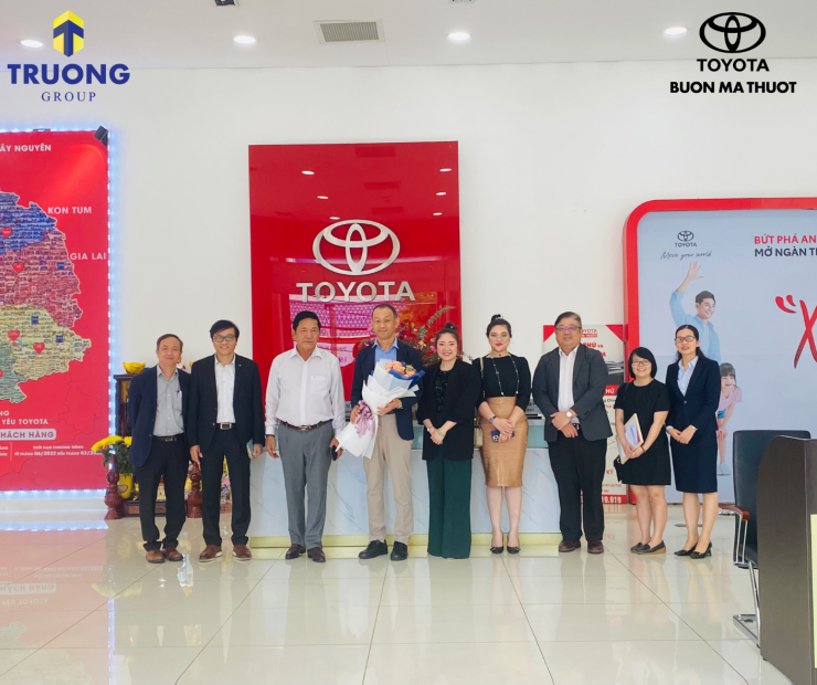 TOYOTA BUÔN MA THUỘT CHÀO ĐÓN TỔNG GIÁM ĐỐC VÀ BAN LÃNH ĐẠO CẤP CAO TOYOTA VIỆT NAM